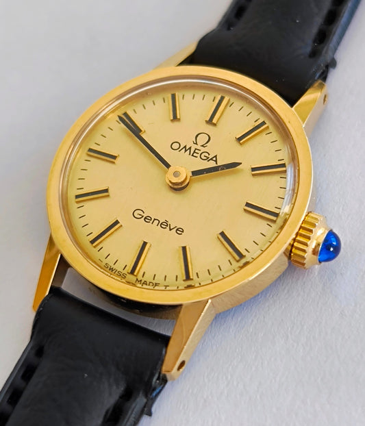 OMEGA Genève Ladies' Watch 20mm Gold Plated - Blue Jewel Crown