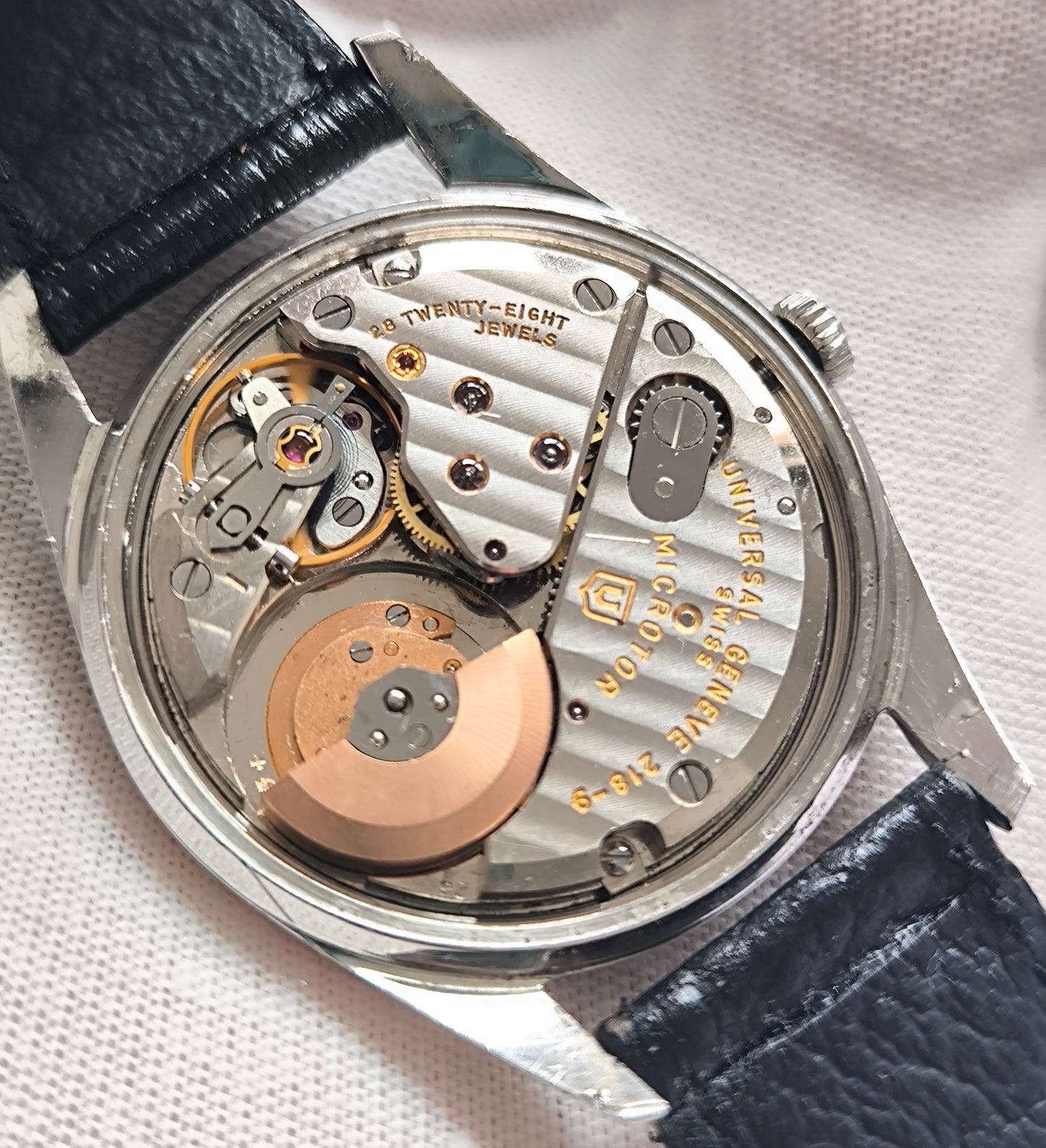 UNIVERSAL GENEVE POLEROUTER AUTOMATIC REF 20368-1 Cal. 218-9