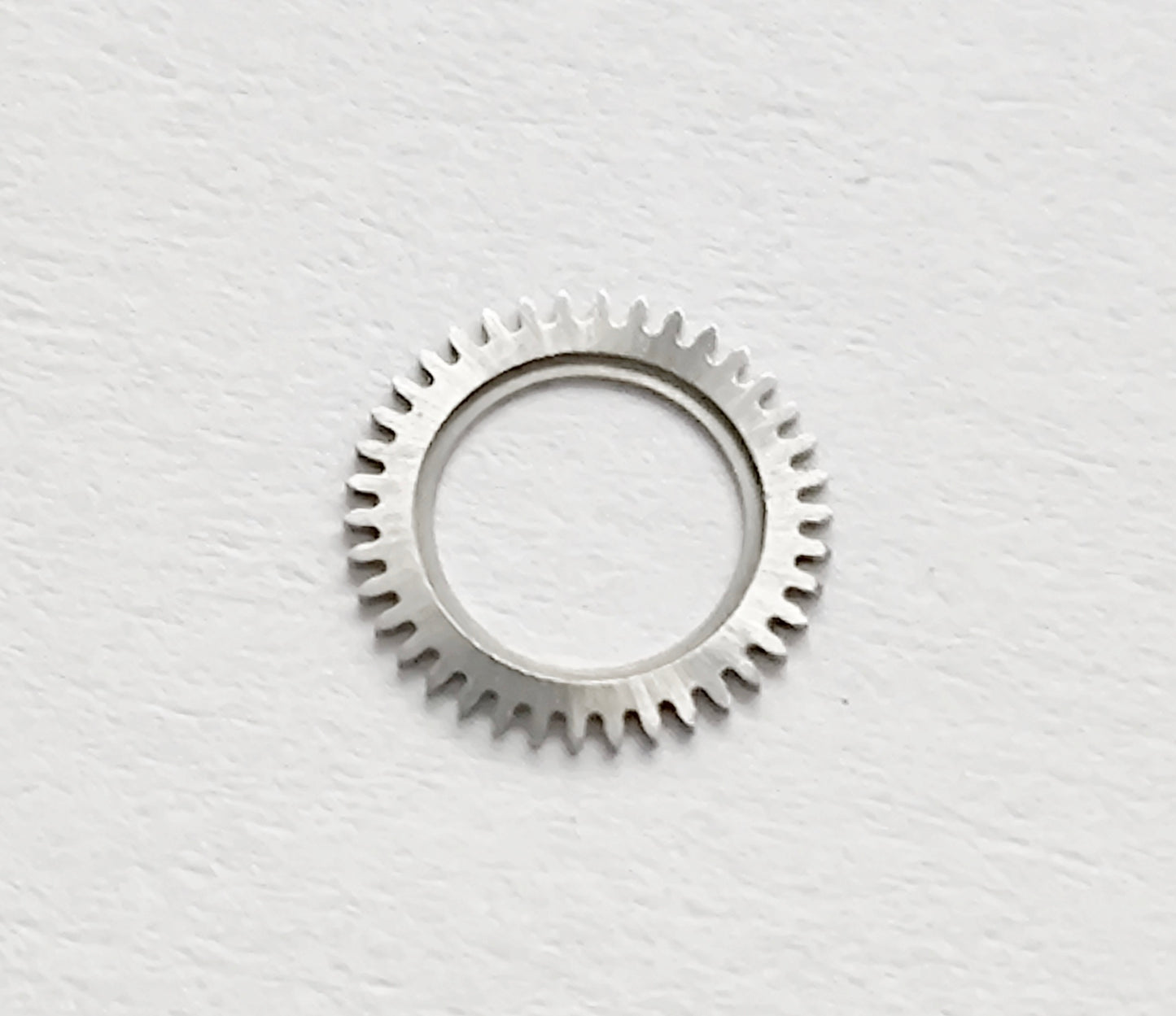 OMEGA Crown Wheel 470-1101 - Multi-Caliber Swiss Movement Part