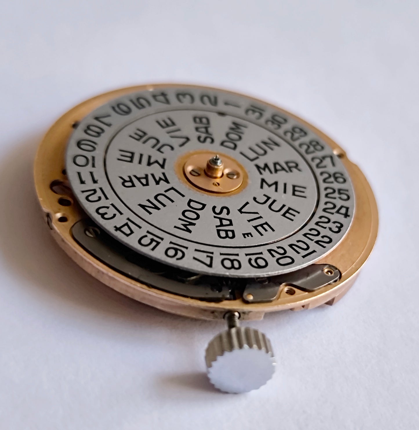 OMEGA  CAL 1022 AUTOMATIC WATCH MOVEMENT WORKING