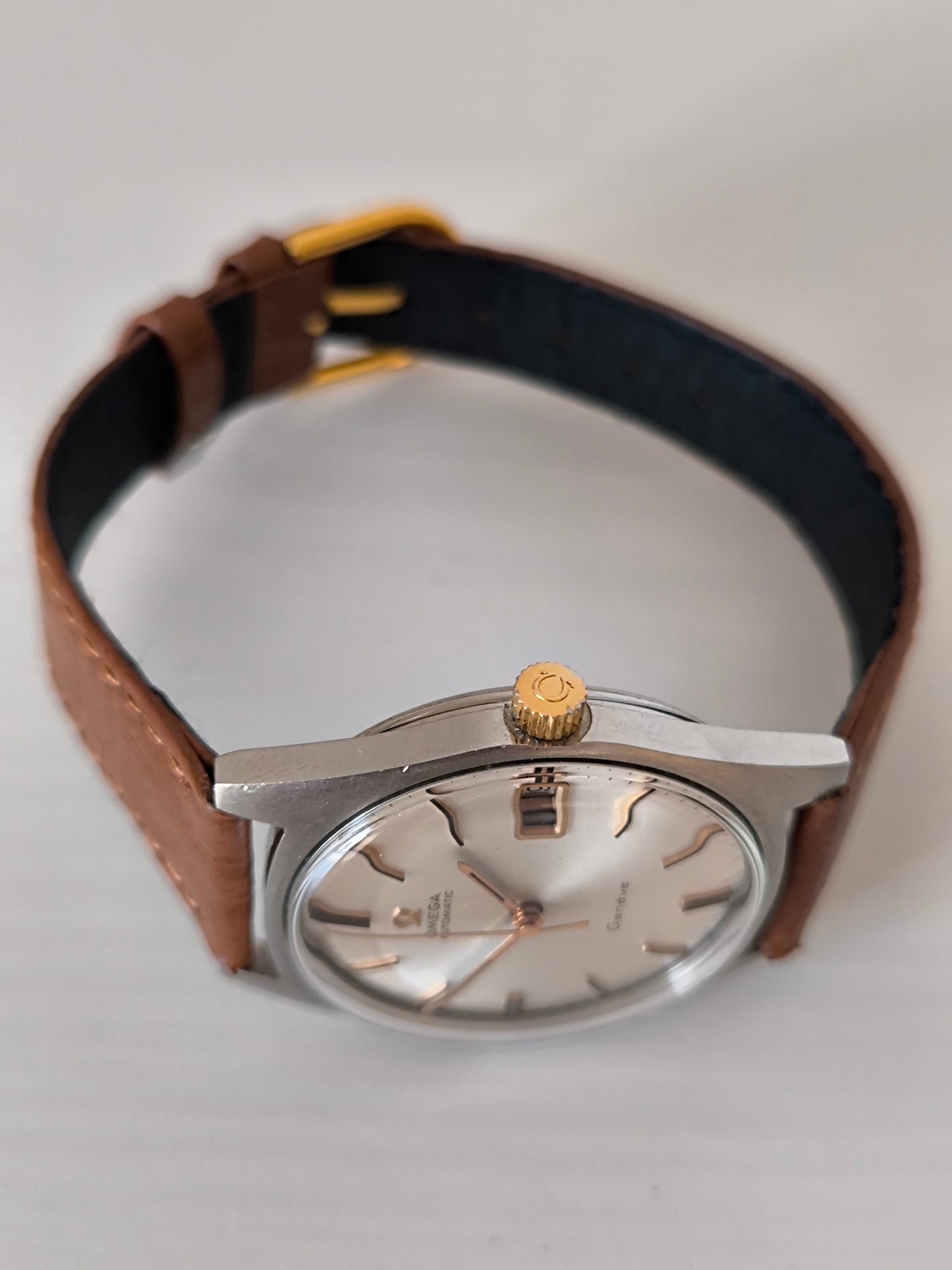 OMEGA AUTOMATIC CAl. 565 REF 166.041