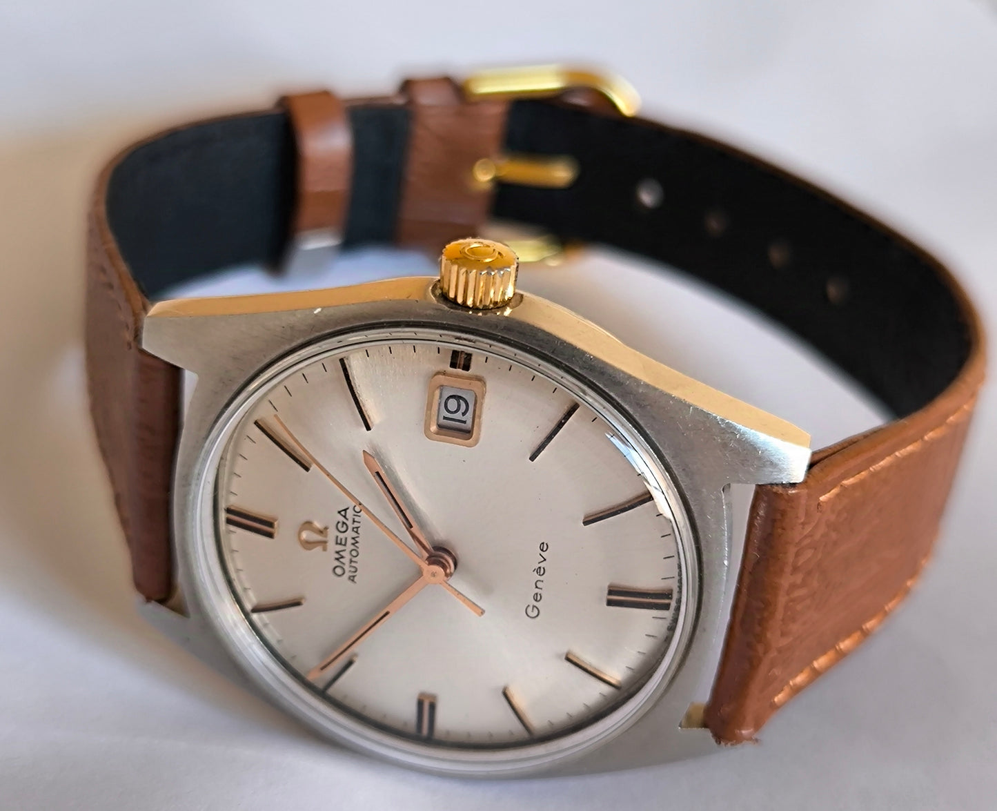 OMEGA AUTOMATIC CAl. 565 REF 166.041