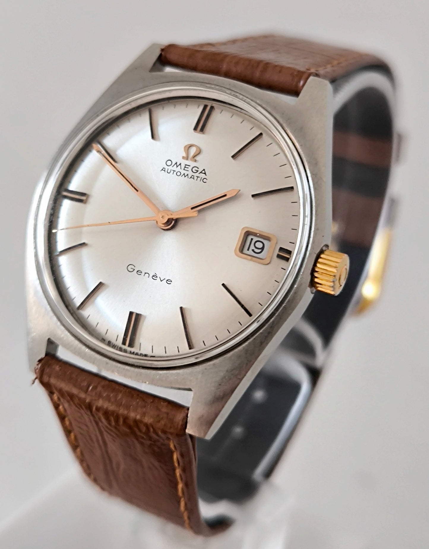 OMEGA AUTOMATIC CAl. 565 REF 166.041