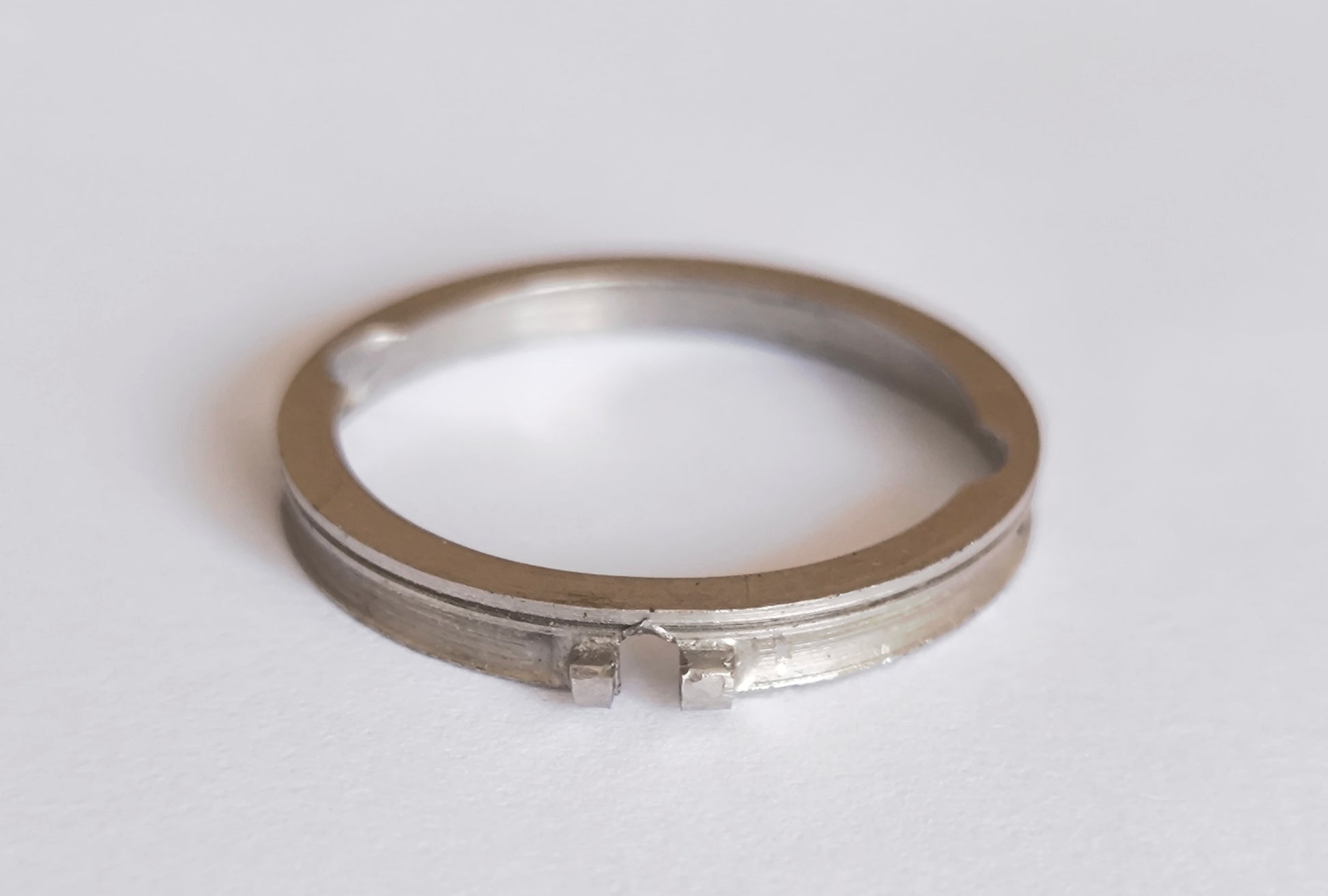 Original Certina DS1 movement holder ring for calibre 25-651 macro detail