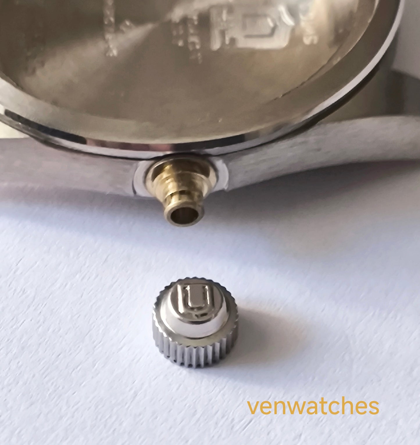 Corona Universal Geneve Polerouter Super