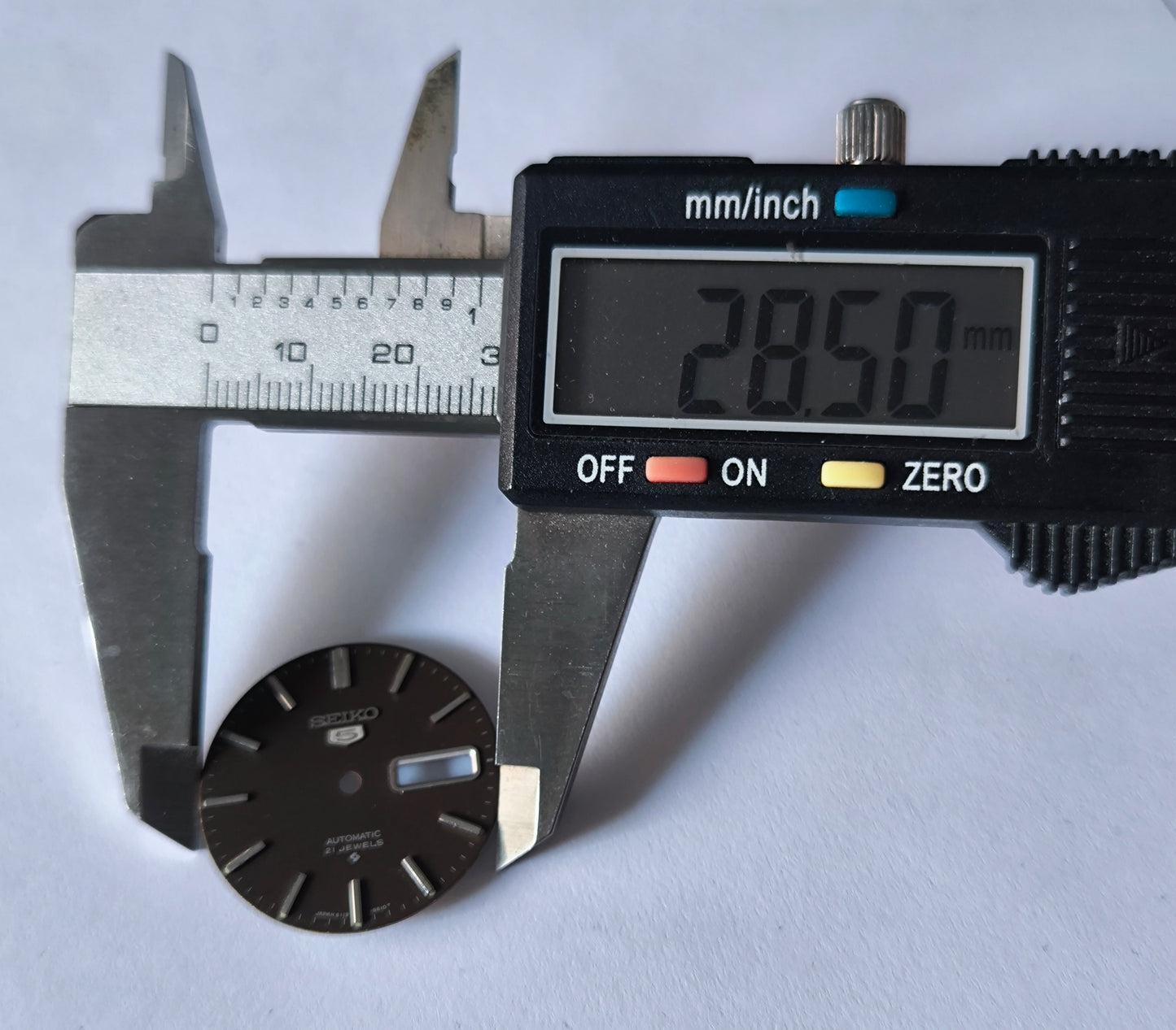 Seiko 5 Dial Silver 6119-8610T 28,5mm - Cal. 6119 - Vintage