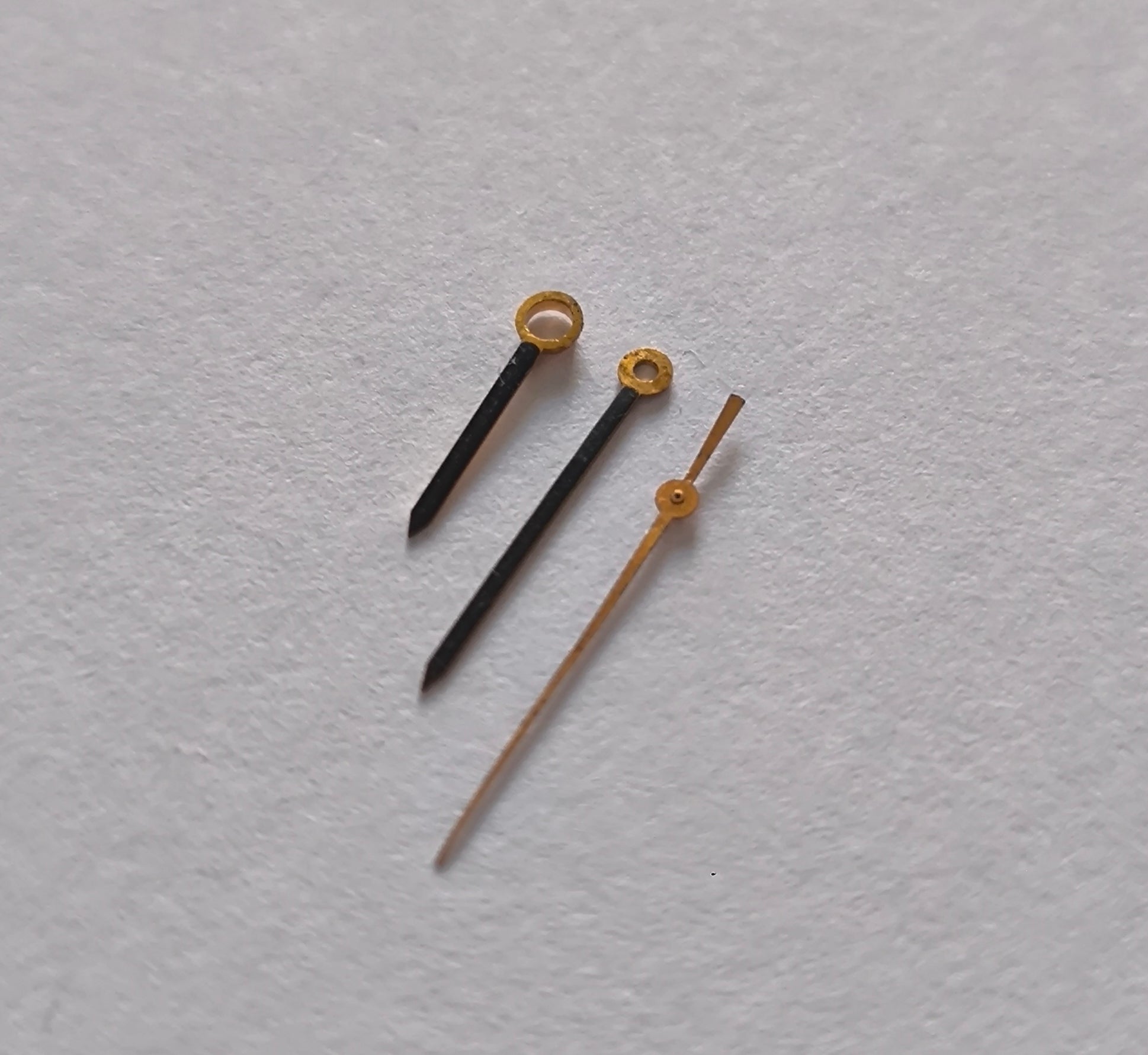 Omega gold and black watch hands measurement with ruler vintage parts compatible calibers 560–752