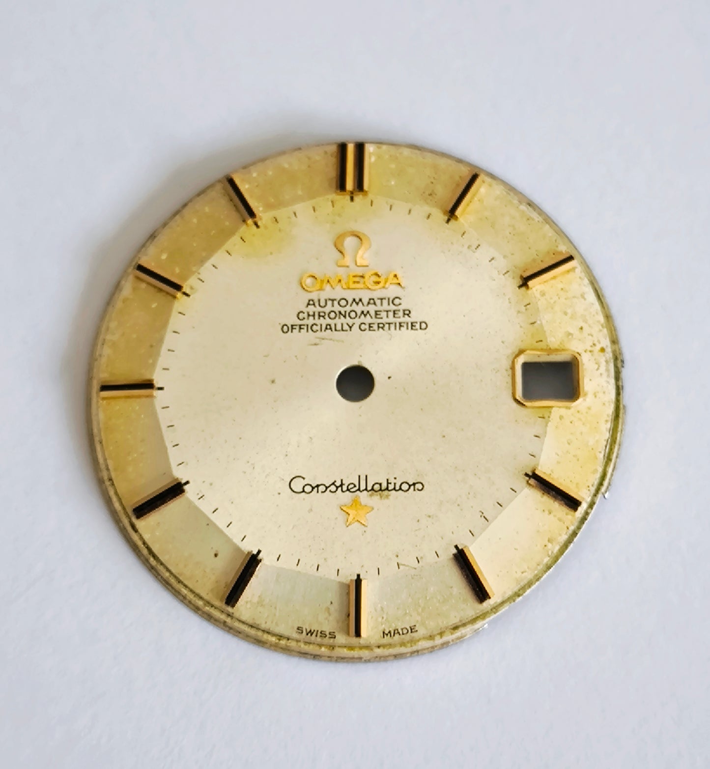 Omega Constellation Pie Pan Tropical Patina Dial 29.3mm Cal. 561 + Original Dauphine Hands