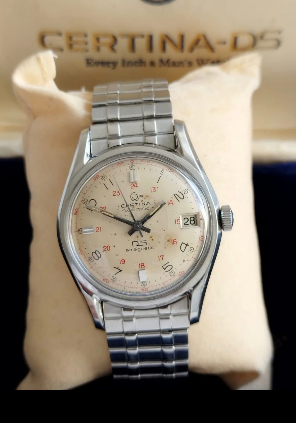 CERTINA DS Amagnetic - Extremely Rare Vintage Swiss Watch with Box