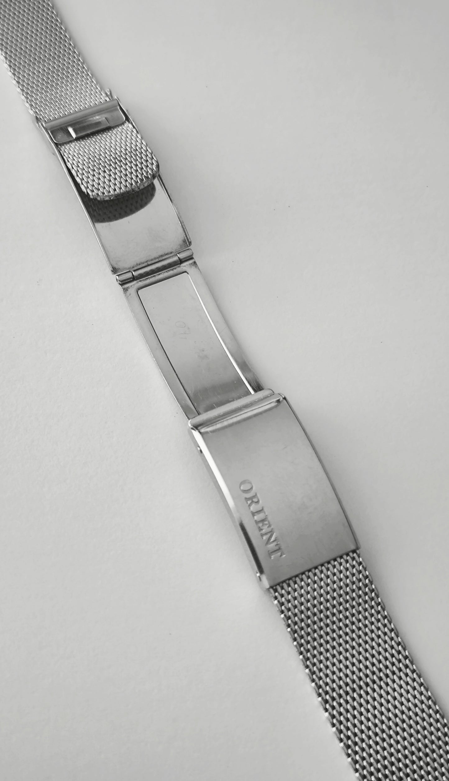 Vintage Orient Stainless Steel Mesh Watch Bracelet – 18mm