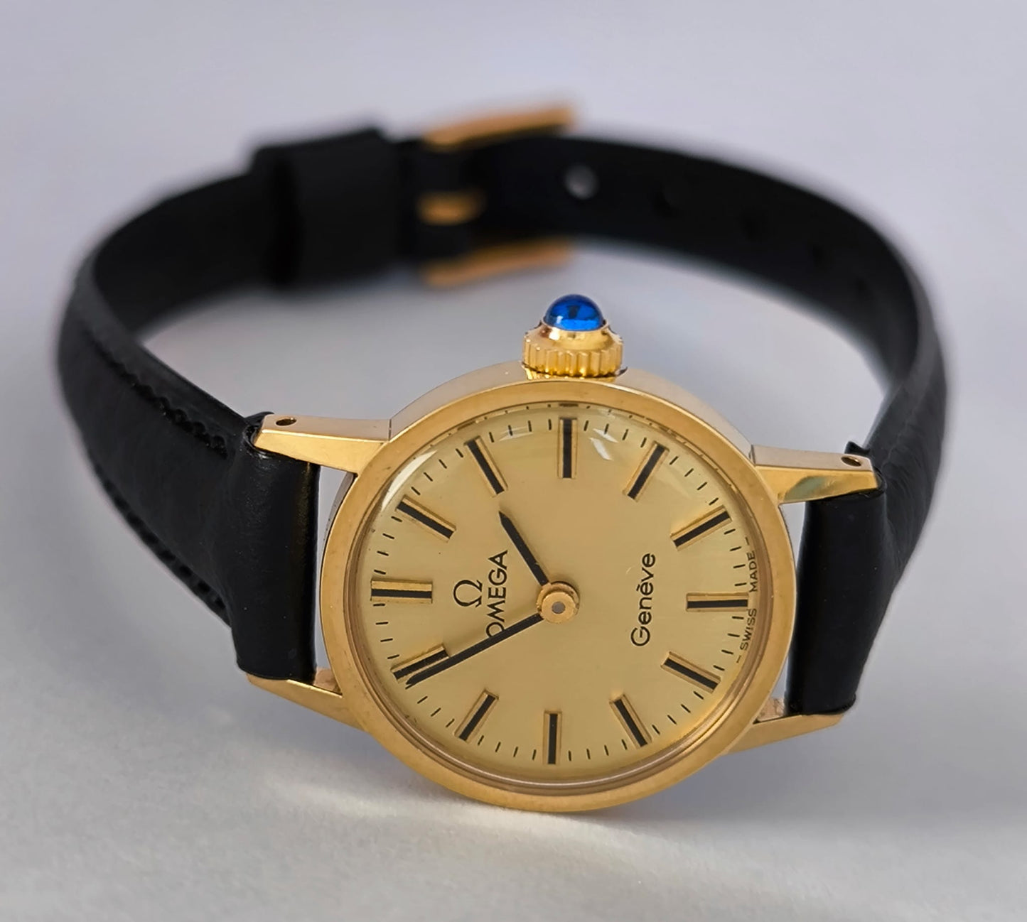 OMEGA Genève Ladies' Watch 20mm  Gold Plated - Blue Jewel Crown
