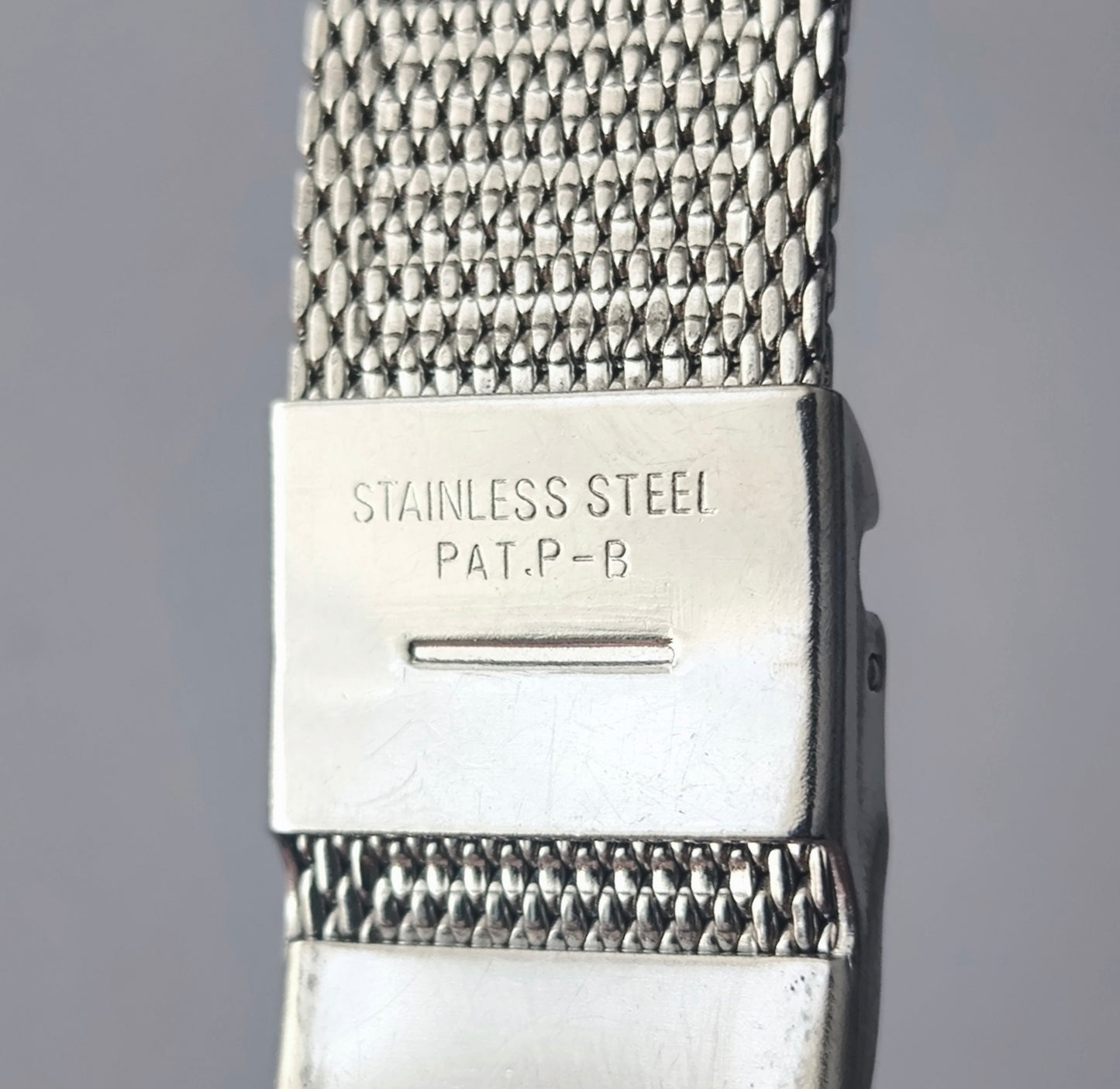 Vintage Orient Stainless Steel Mesh Watch Bracelet – 18mm