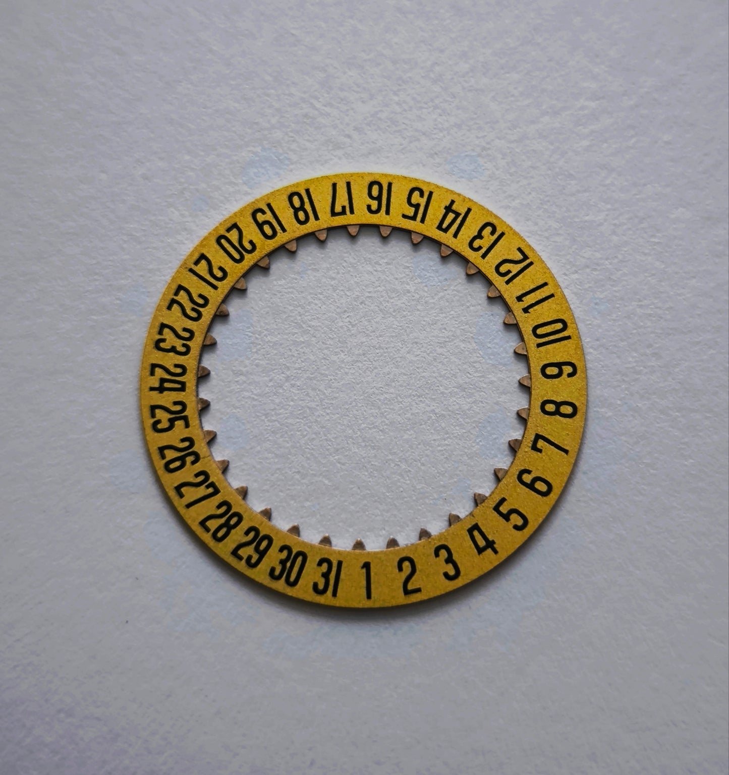 Omega 1010-1580 calendar date disc – 6 o’clock – champagne gold
