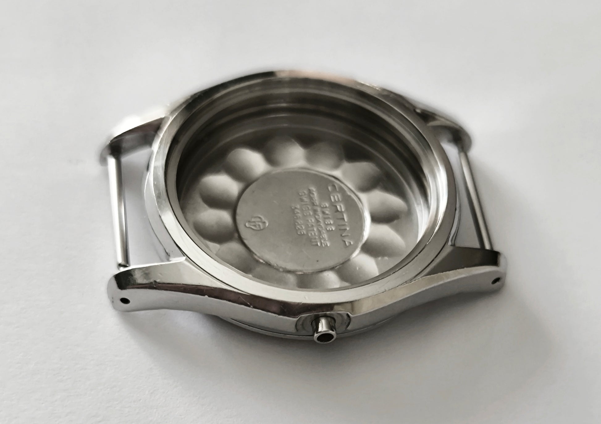Certina DS1 case interior 346.825 Swiss made inner construction detail