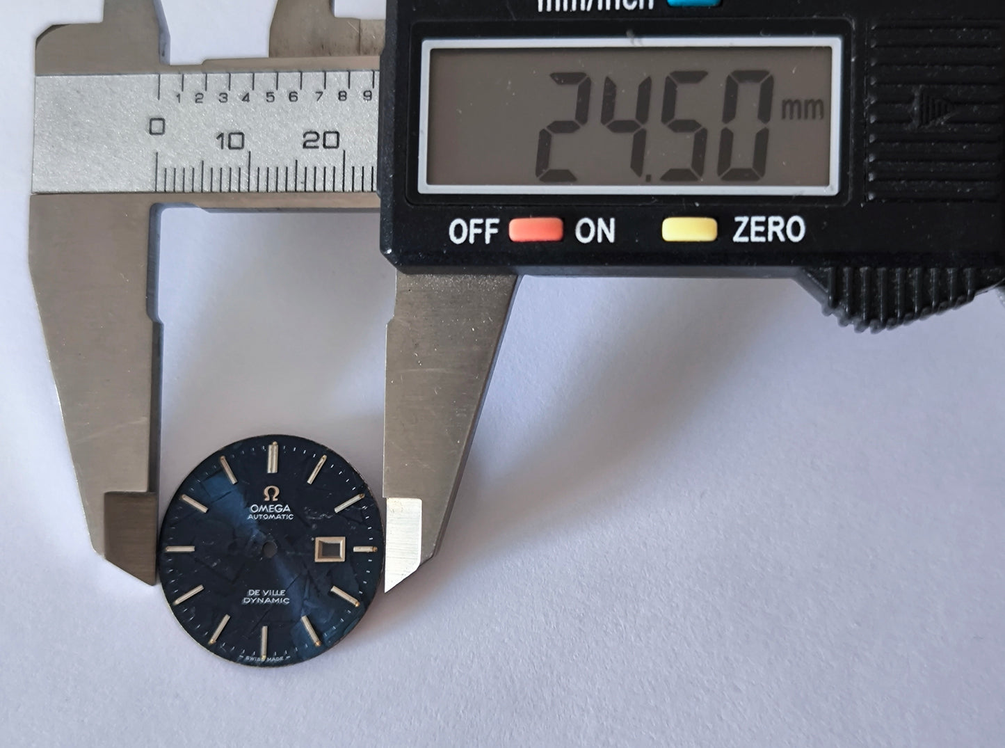 Omega De Ville Dynamic Blue Jeans dial 24,5mm cal 684