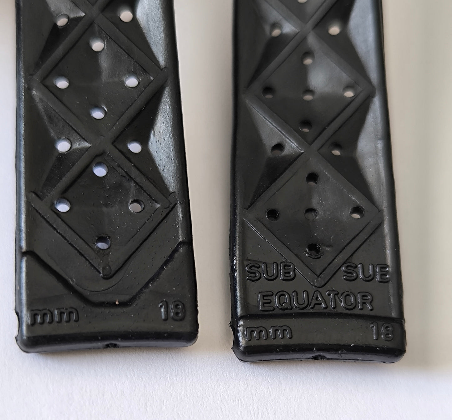 1960-70's SUB EQUATOR 18MM Black Skin Diver Rubber Strap