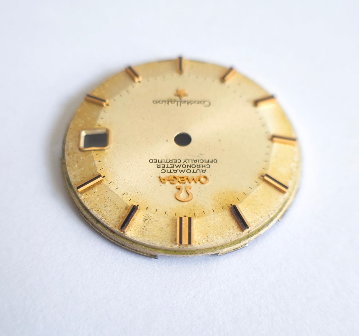 Omega Constellation Pie Pan Tropical Patina Dial 29.3mm Cal. 561 + Original Dauphine Hands