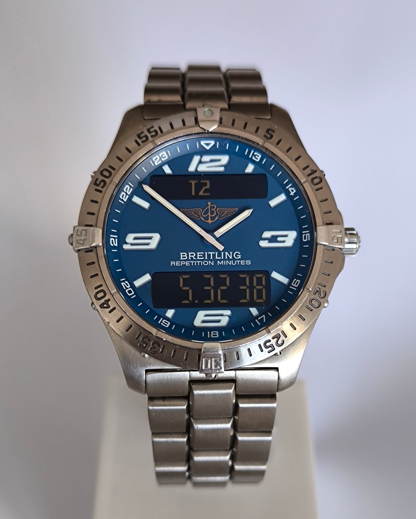 Breitling Aerospace aviation style quartz watch 1990s